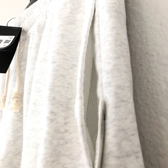 NWT Nike Women’s Basketball Shorts Size: XXL - Picture 16 of 16